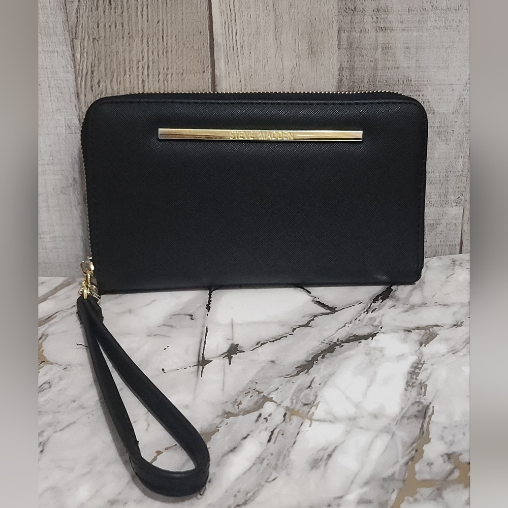 Steve Madden Black Wristlet Wallet with Gold Accent
